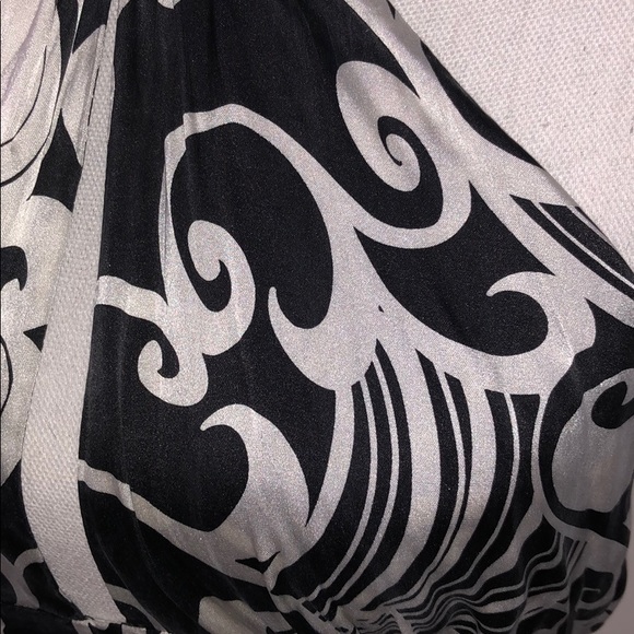 Sexy Silk Black & White Halter Top - Picture 2 of 2